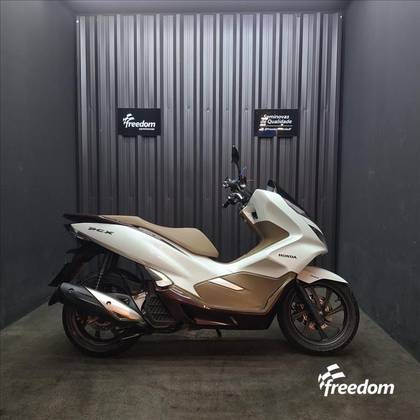 HONDA PCX DLX 
